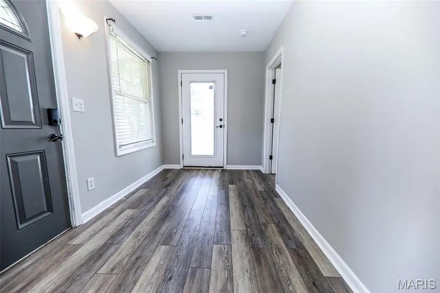 1 Hyde Park Road, Fairview Heights, IL 62208 - #2
