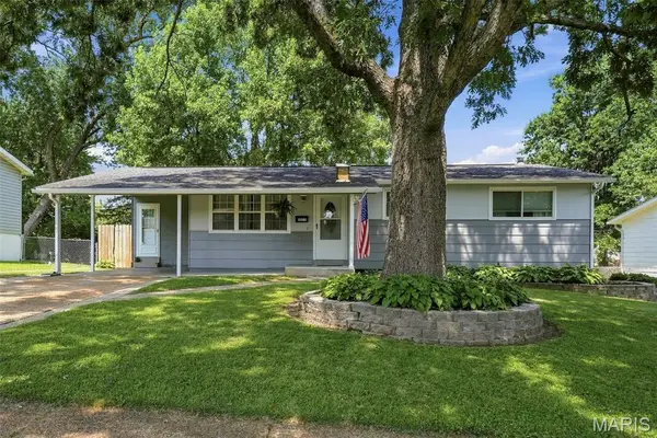 1375 Tahoe Drive, Florissant, MO 63031