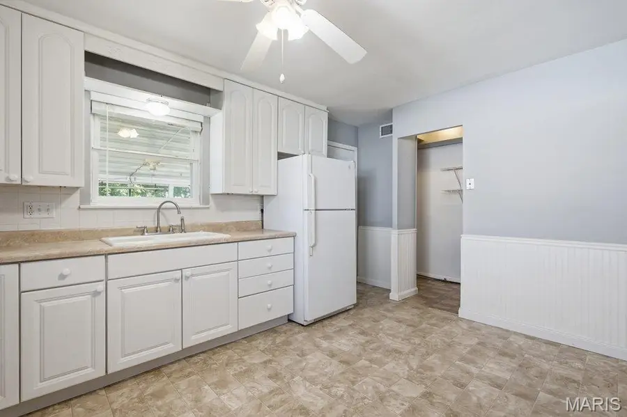 2248 Summit Drive, Arnold, MO 63010 - #2