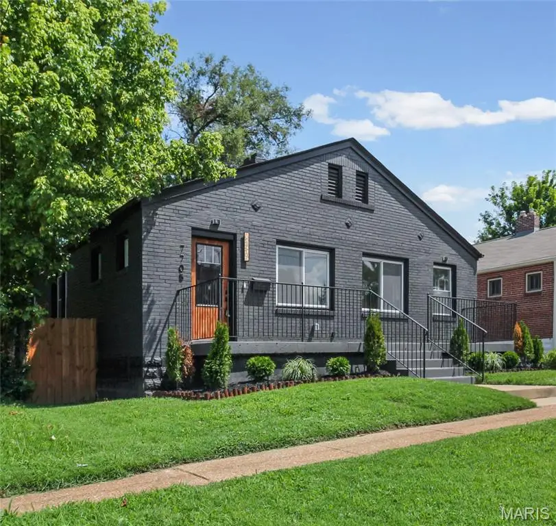 7705 W Bruno Avenue, Richmond Heights, MO 63117 - #2