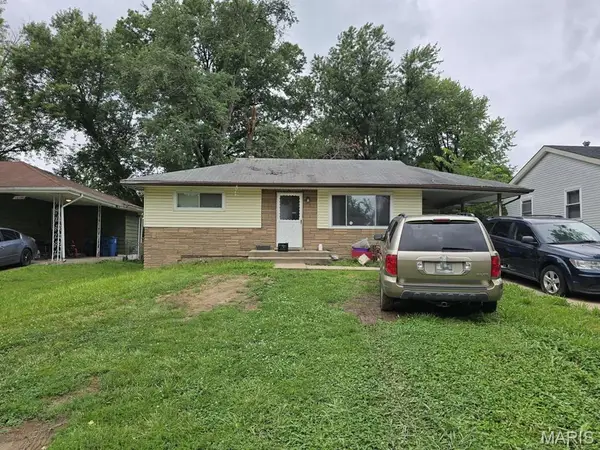 10109 Crown Point Drive, St Louis, MO 63136