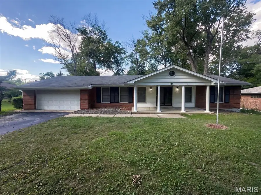 27 Nob Hill Drive, Spanish Lake, MO 63138 - #2