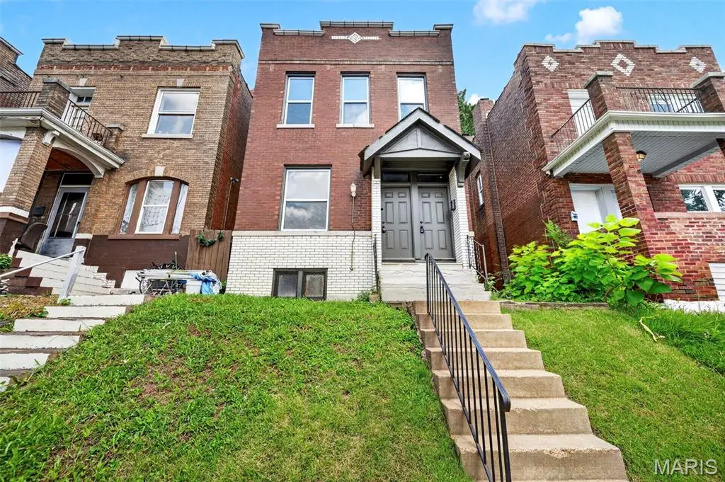3234 Michigan Avenue, Saint Louis, MO 63118 - #1