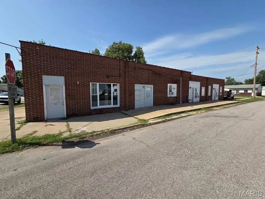 200 N Washington Street, Kahoka, MO 63445 - #2