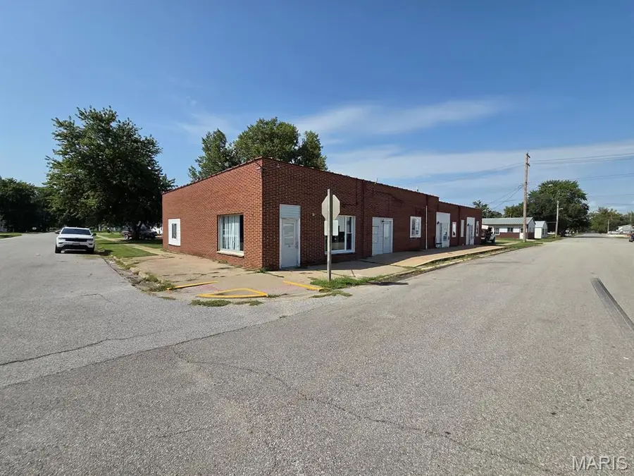 200 N Washington Street, Kahoka, MO 63445 - #3