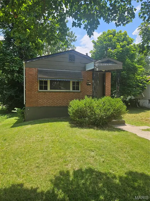 6924 Plymouth Avenue, University City, MO 63130