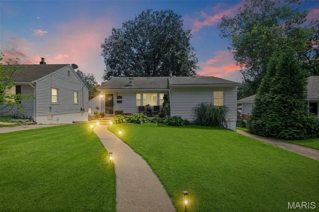 1103 Douglas Street, Alton, IL 62002 - #1