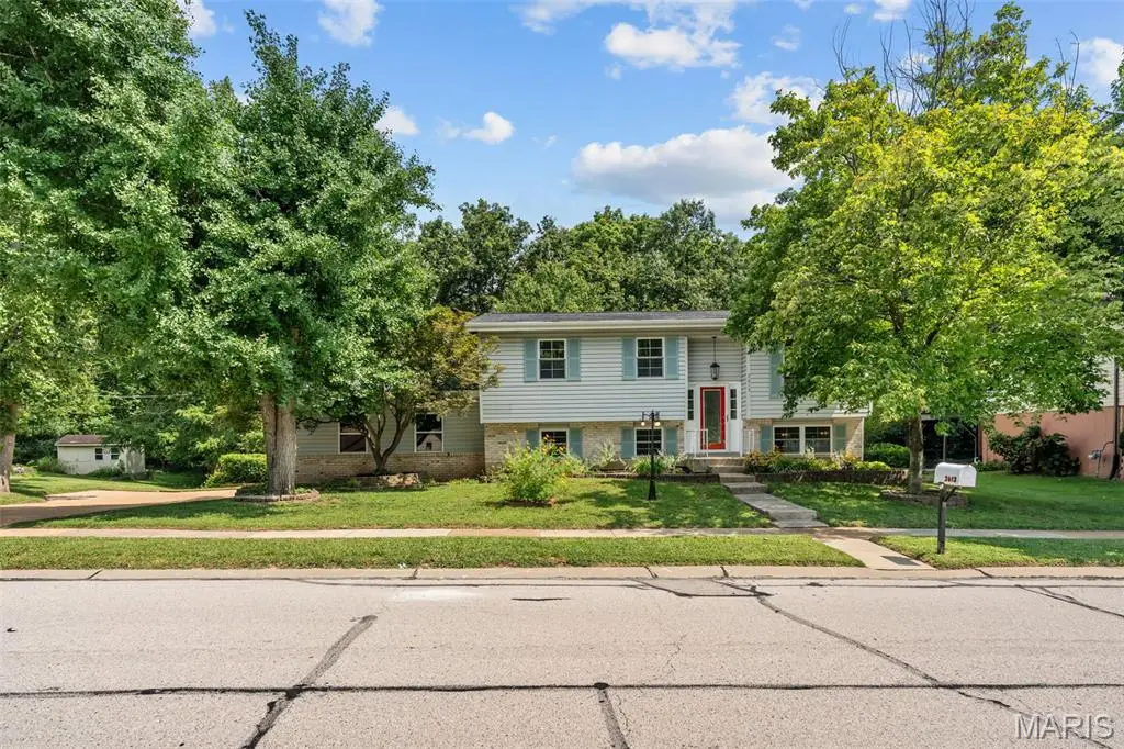 2613 Blackforest Drive, Saint Louis, MO 63129 - #1