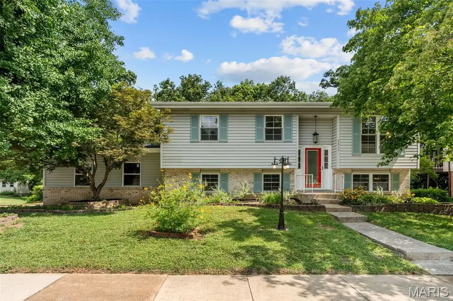 2613 Blackforest Drive, Saint Louis, MO 63129 - #2