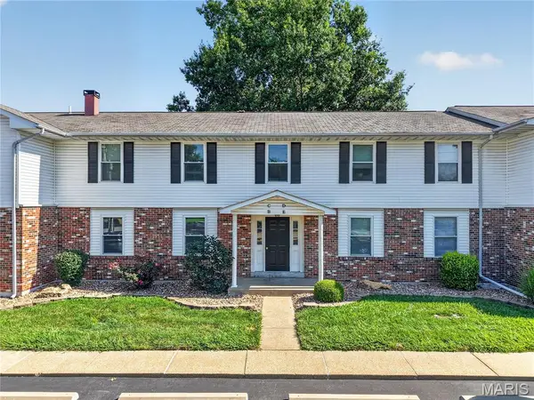 2200 Willott Road #B, St Peters, MO 63376