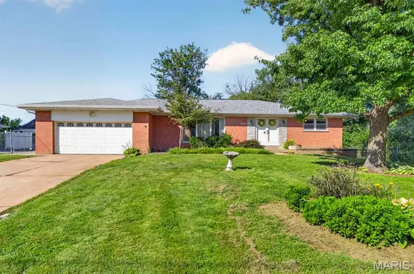 4956 Theiss Road, St Louis, MO 63128