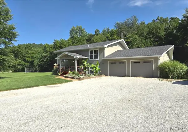 6365 Lang Valley Drive, House Springs, MO 63051
