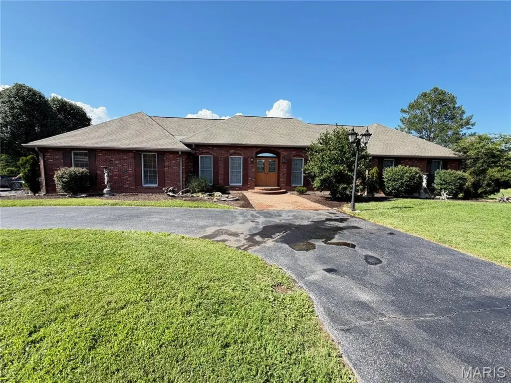4885 Pioneer Road, Hillsboro, MO 63050 - #1
