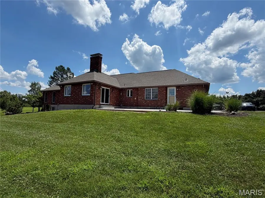 4885 Pioneer Road, Hillsboro, MO 63050 - #3