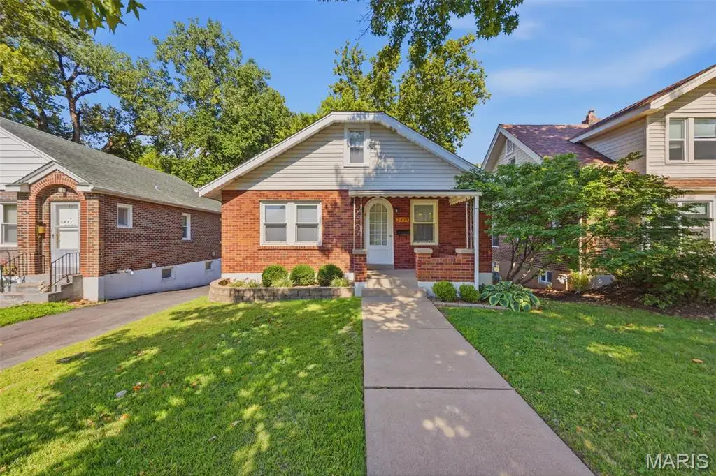 2435 Hartland Avenue, Saint Louis, MO 63114 - #1