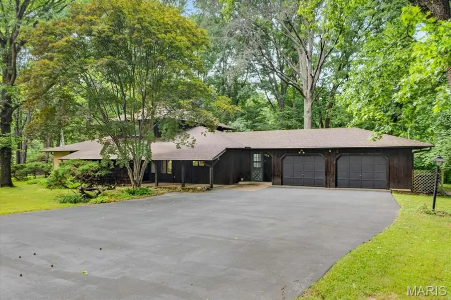 105 Shady Valley Drive, Chesterfield, MO 63017 - #3