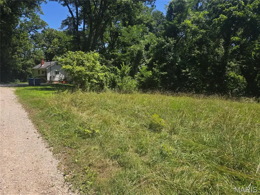 404 & 410 Seminole Street, Edwardsville, IL 62025 - #3