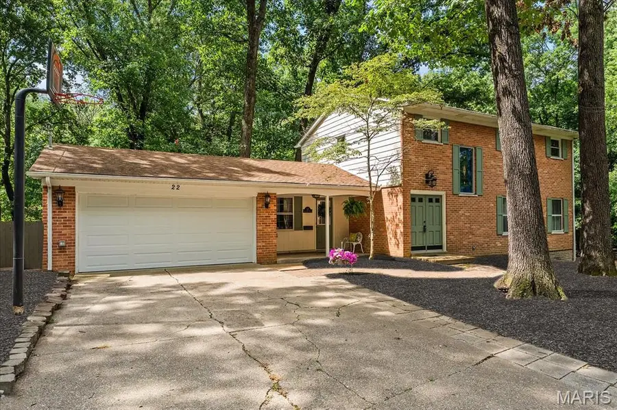 22 Rue Deau Ville Drive, Belleville, IL 62226 - #2