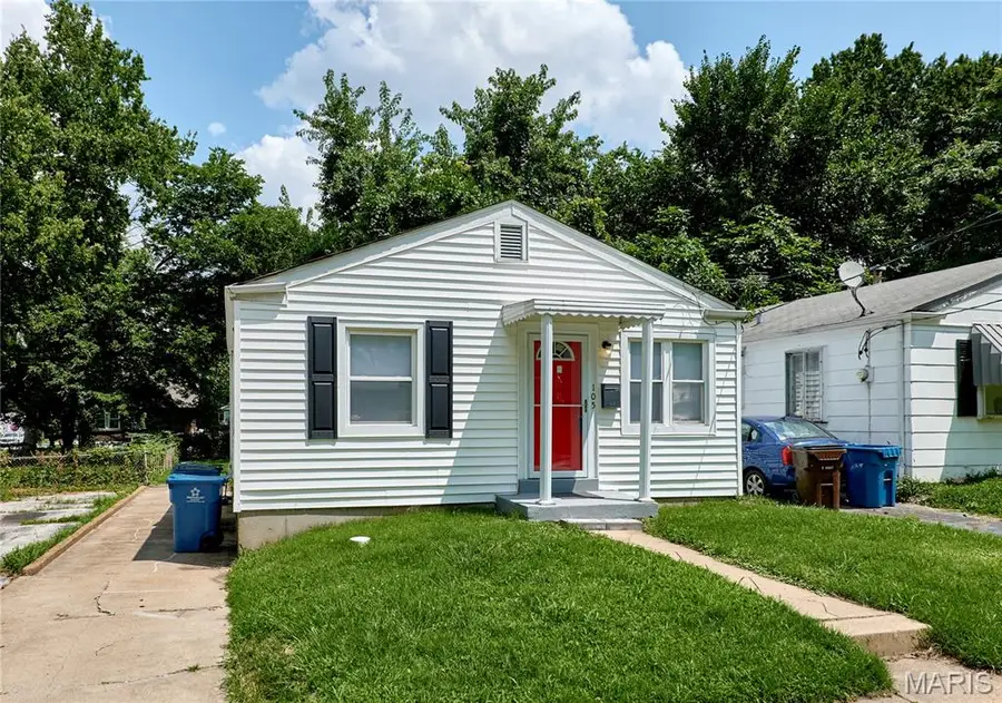 105 Anabel Avenue, Ferguson, MO 63135 - #2