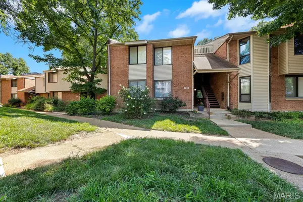5266 Cedarstone Court #D, St Louis, MO 63129