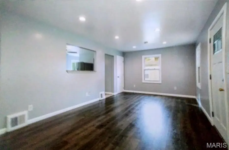 295 Derhake, Florissant, MO 63031 - #3