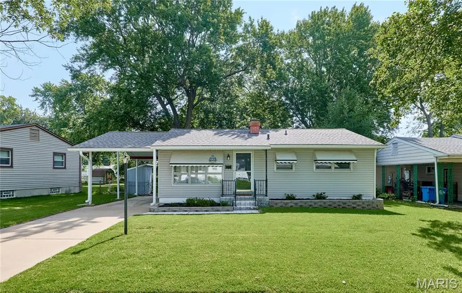 220 S Saint Jacques Street S, Florissant, MO 63031 - #2