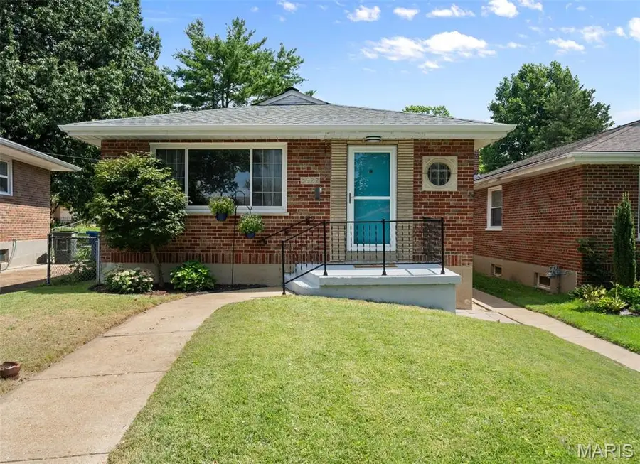 3927 French Court, Saint Louis, MO 63116 - #2