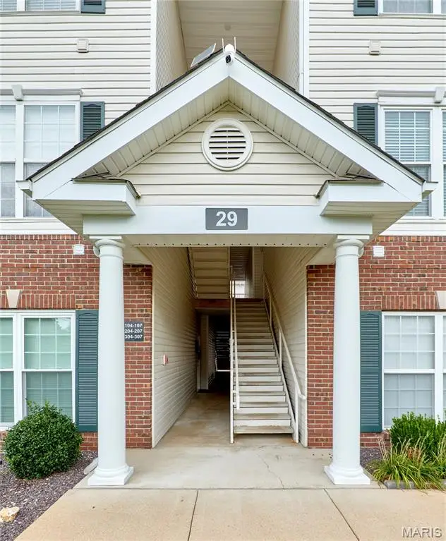 29 Kassebaum Lane #307, Tesson Ferry, MO 63129 - #3