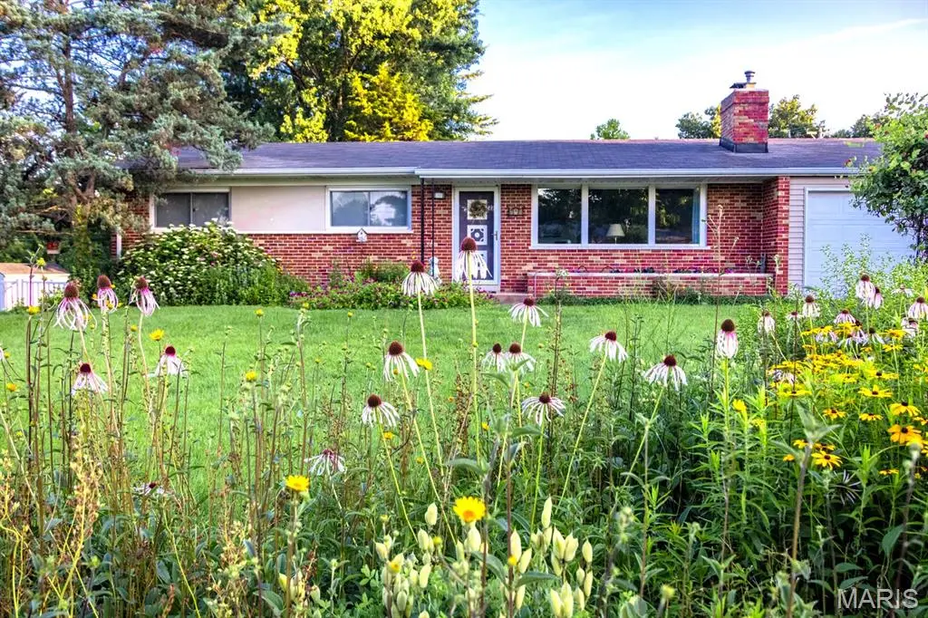 501 Larsen Lane, Saint Louis, MO 63126 - #1