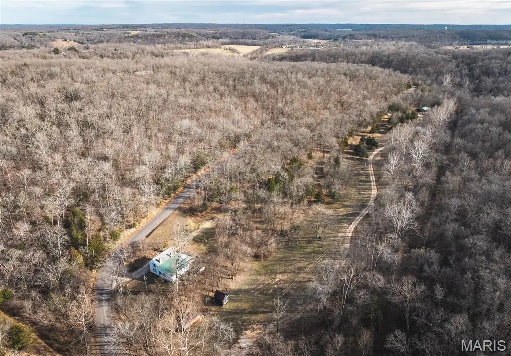 000 Birds Nest Road, Cuba, MO 65453 - #1