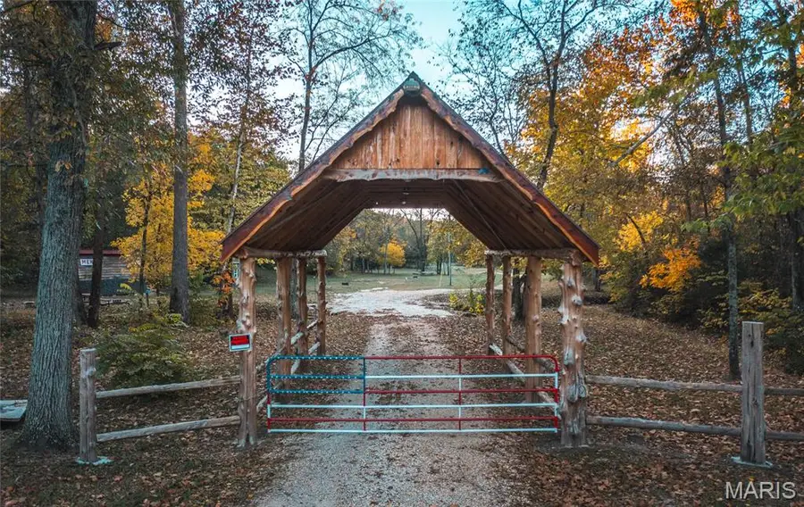 000 Birds Nest Road, Cuba, MO 65453 - #2