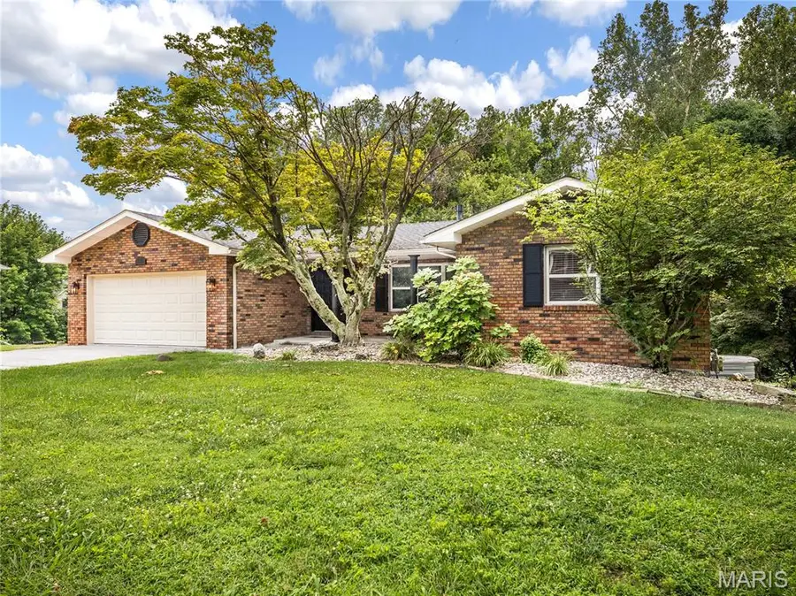 90 Glendale Drive, Glen Carbon, IL 62034 - #2