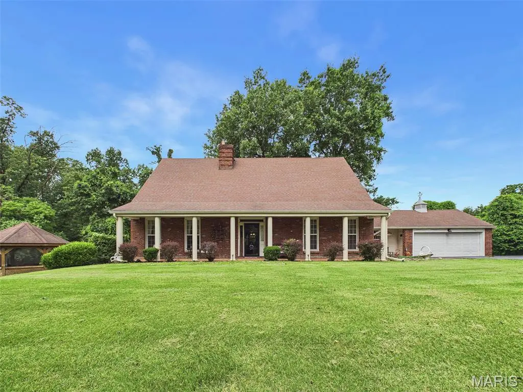 22 Frontenac Place, Godfrey, IL 62035 - #1