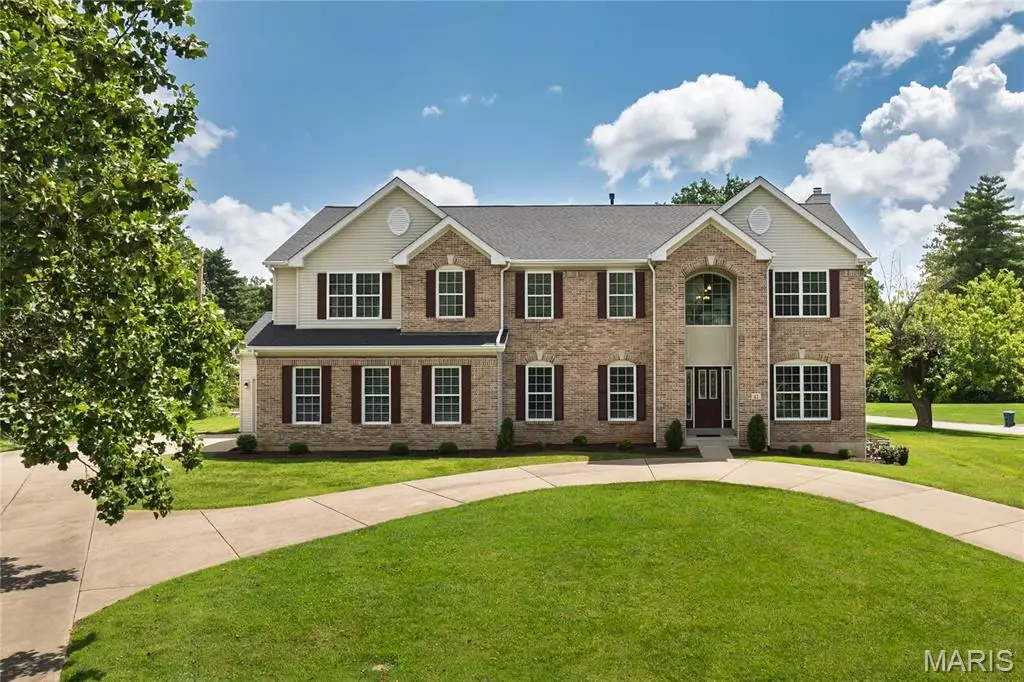 12 Chasselle Lane, Creve Coeur, MO 63141 - #1