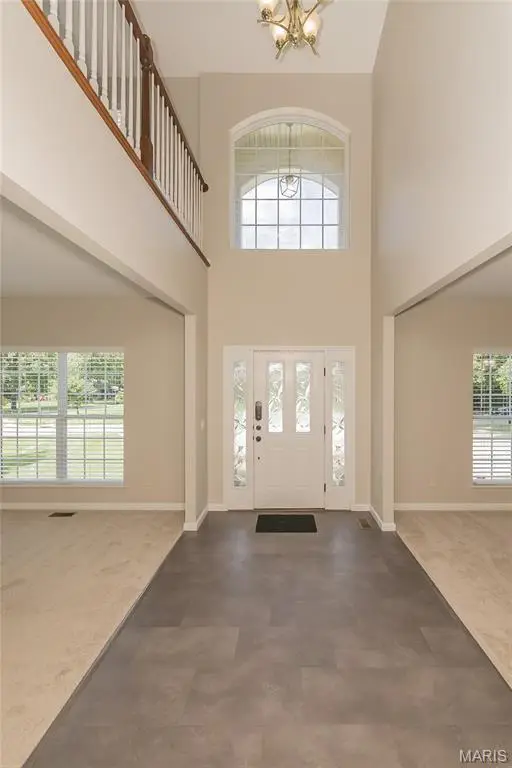 12 Chasselle Lane, Creve Coeur, MO 63141 - #3