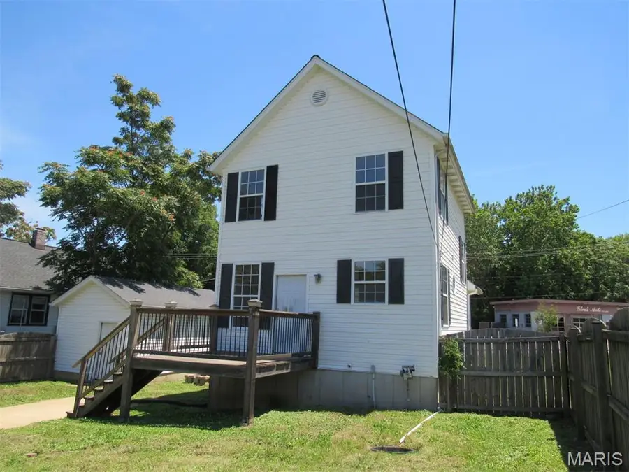 2801 Calvert Avenue, Overland, MO 63114 - #2