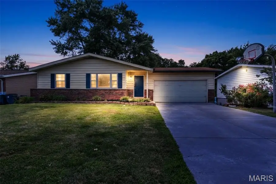 5537 Valleyside Lane, Saint Louis, MO 63128 - #2