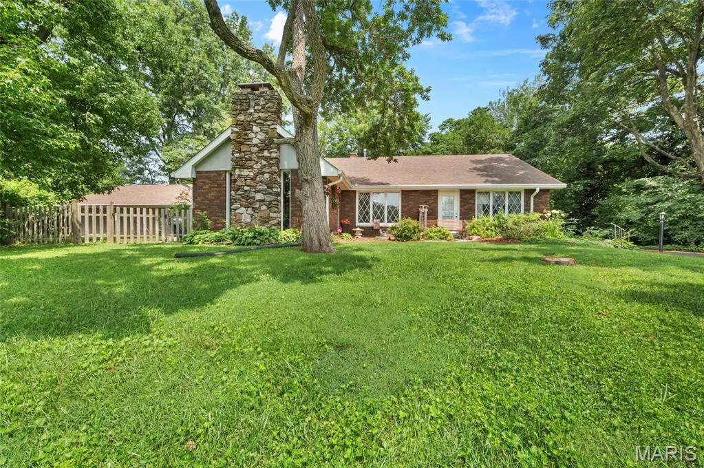 2008 Valley View Lane, Collinsville, IL 62234 - #1
