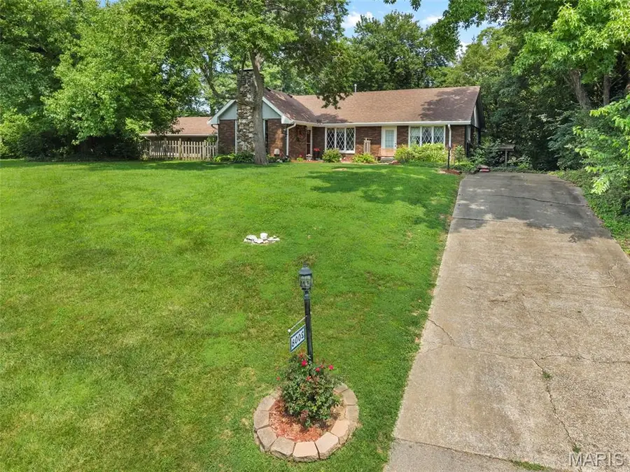 2008 Valley View Lane, Collinsville, IL 62234 - #2