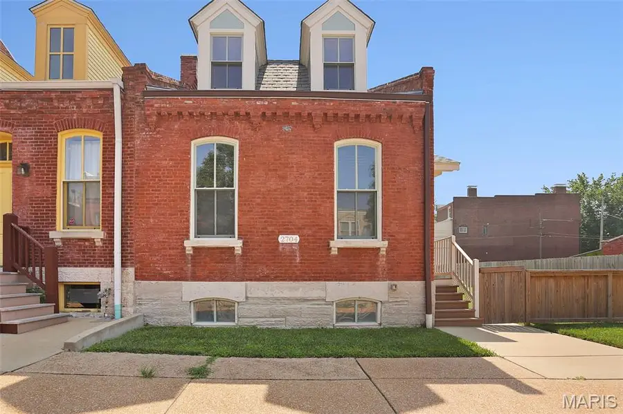 2704 Mcnair, Saint Louis, MO 63118 - #3