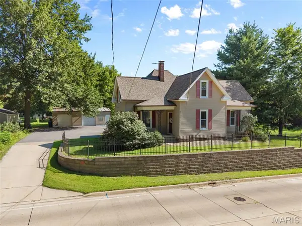 683 Glen Crossing Road, Glen Carbon, IL 62034