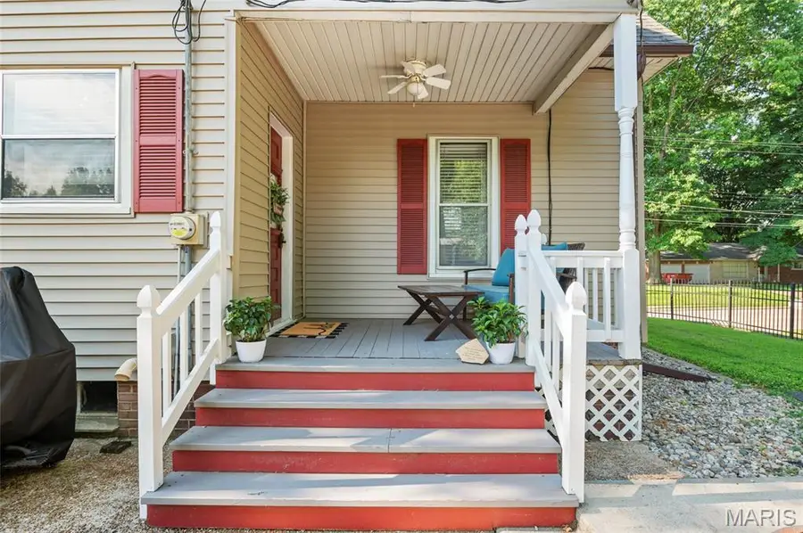 683 Glen Crossing Road, Glen Carbon, IL 62034 - #3