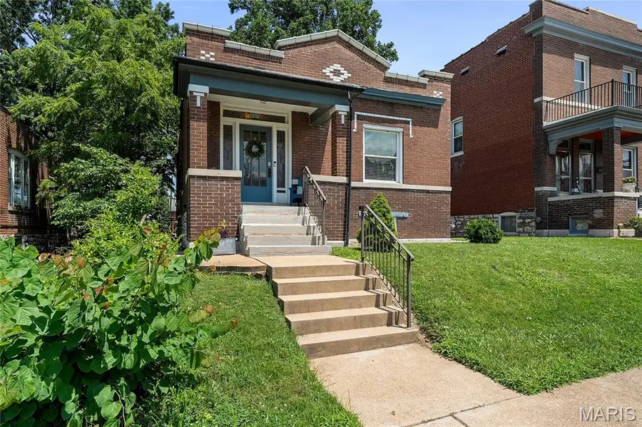 5323 Neosho Street, Saint Louis, MO 63109 - #2