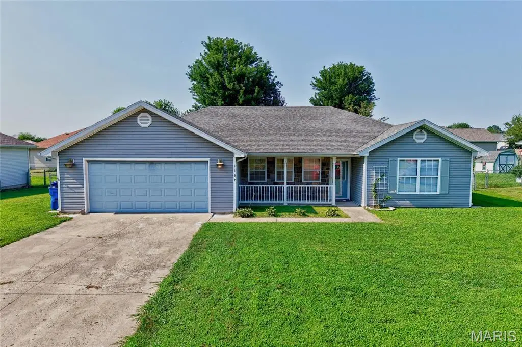 1137 Applelane Drive, Lebanon, MO 65536 - #1