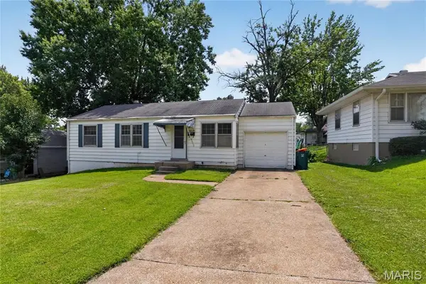 1434 Comet Drive, St Louis, MO 63137