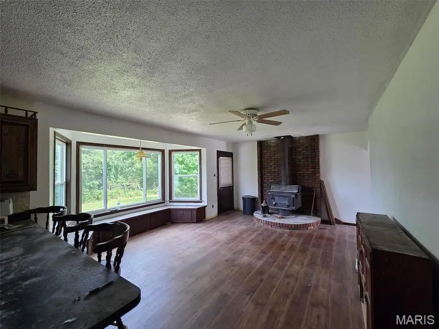 2688 Sullivan Bottom Rd Road, Saint Clair, MO 63077 - #2