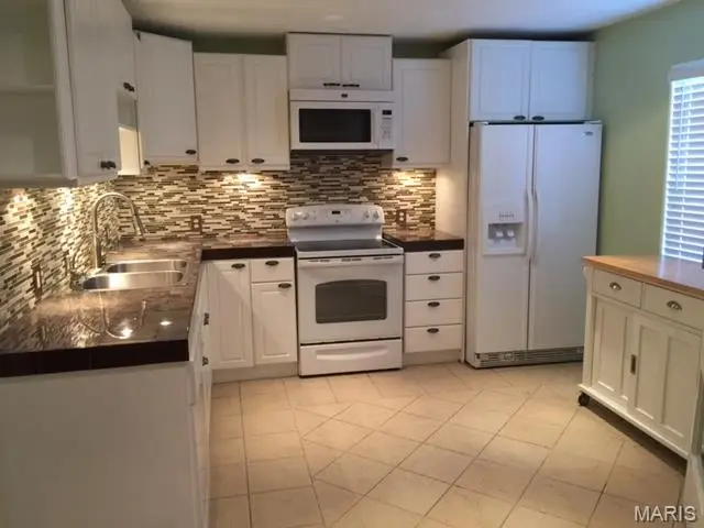 4635 Oldenburg Avenue, Saint Louis, MO 63123 - #3