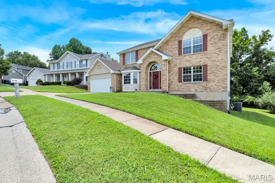 2910 Championship Boulevard, Oakville, MO 63129 - #2