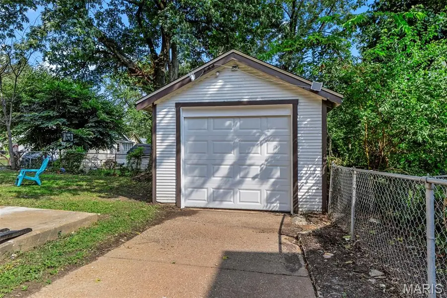 8718 Clifton Avenue, Jennings, MO 63136 - #3
