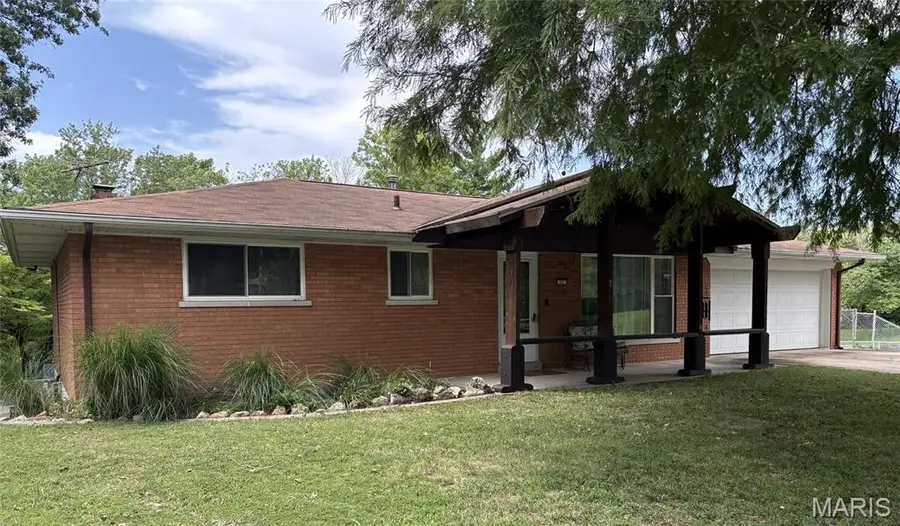25 Willowbrook Drive, Belleville, IL 62226 - #3